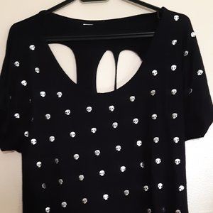 Oversize silver skulls shirt